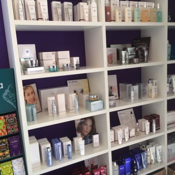 Pure Beauty Spa - Eyelash Service Near Me - Zürich, ZH