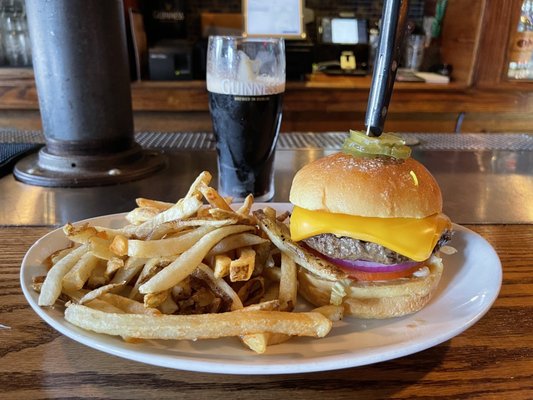 Greens Irish Pub by null