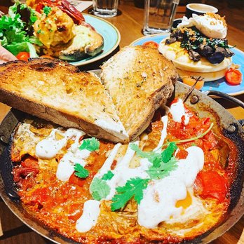 Zenith - Brunch & Cocktails - Shakshuka - Breakfast & Brunch Near Me - Porto, 13 Zenith - Brunch & Cocktails - Shakshuka - Breakfast & Brunch Near Me - Porto, 13