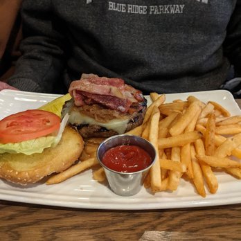 Dryft - burger - Seafood Near Me - Revere, Massachusetts Dryft - burger - Seafood Near Me - Revere, Massachusetts