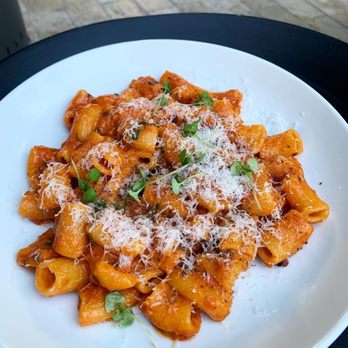 Ysabel - Hand cut rigatoni - New American Near Me - West Hollywood, California