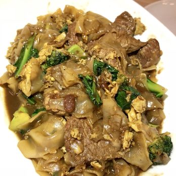 Land - Pad see ew - Thai Near Me - New York, New York Land - Pad see ew - Thai Near Me - New York, New York
