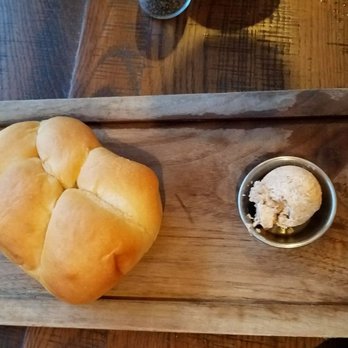 Paddlefish - The bread is sweet & butter has cinnamon in it. It tasted like a cinnamon roll. Strange start to dinner - Seafood Near Me - Orlando, Florida Paddlefish - The bread is sweet & butter has cinnamon in it. It tasted like a cinnamon roll. Strange start to dinner - Seafood Near Me - Orlando, Florida