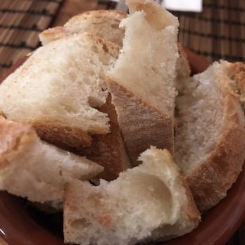 Sabores De Portugal - Complimentary bread - Portuguese Near Me - Barcelona, B Sabores De Portugal - Complimentary bread - Portuguese Near Me - Barcelona, B