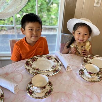 Four Friends Tea Room - Tea Rooms Near Me - Pearland, Texas Four Friends Tea Room - Tea Rooms Near Me - Pearland, Texas