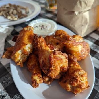 Vincenzo's Pizza - Chicken Wings - Pizza Near Me - Saugus, California Vincenzo's Pizza - Chicken Wings - Pizza Near Me - Saugus, California