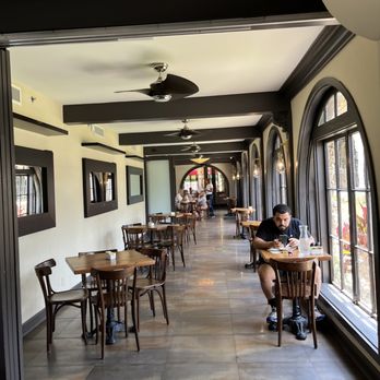 Le Parc Cafe - Indoor seating available - Coffee & Tea Near Me - Miami, Florida