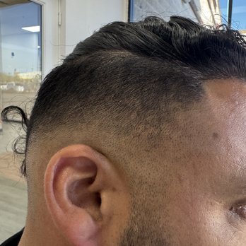 Snippz Barbershop - No blend no detail - Barbers Near Me - Menifee, California Snippz Barbershop - No blend no detail - Barbers Near Me - Menifee, California