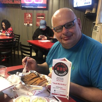 Ball Hoggerz BBQ - Chicken Wings Near Me - Memphis, Tennessee