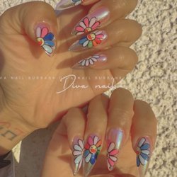 Diva's Nails