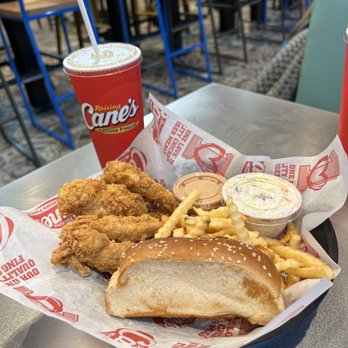 Raising Cane's Chicken Fingers - Box combo, lemonade - Fast Food Near Me - Miami Beach, Florida Raising Cane's Chicken Fingers - Box combo, lemonade - Fast Food Near Me - Miami Beach, Florida
