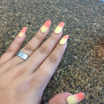 Raindrops Nails & Spa - Nail Salons Near Me - Houston, Texas