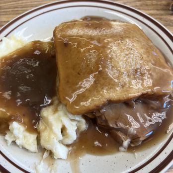 Sue's Country Kitchen - Roast beef sandwich with brown gravy - New American Near Me - Petersburg, West Virginia Sue's Country Kitchen - Roast beef sandwich with brown gravy - New American Near Me - Petersburg, West Virginia