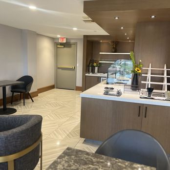 Marriott Phoenix Airport - Buffett area - Hotels Near Me - Phoenix, Arizona Marriott Phoenix Airport - Buffett area - Hotels Near Me - Phoenix, Arizona
