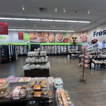 Stater Bros. Markets - Grocery Near Me - Bloomington, California