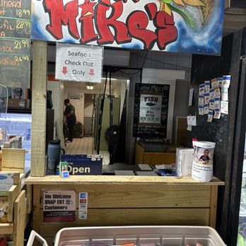 Marando Farms & Ranch - Fresh seafood? - Farmers Market Near Me - Davie, Florida