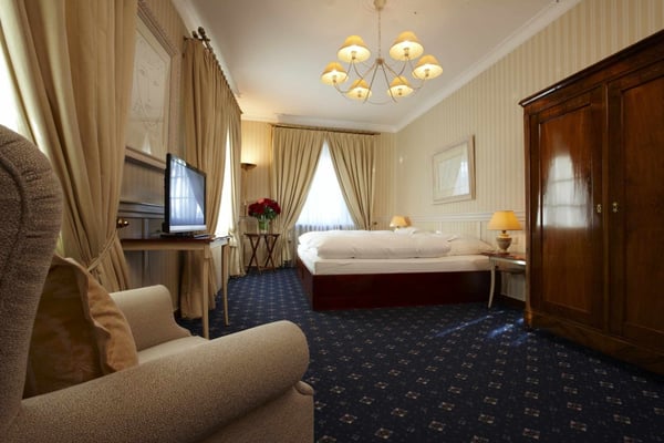 Romantik Hotel DAS LINDNER by null