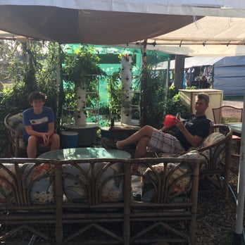 Auntys Lil Green Hut - Casual dining at its best - Food Stands Near Me - Kahuku, Hawaii Auntys Lil Green Hut - Casual dining at its best - Food Stands Near Me - Kahuku, Hawaii