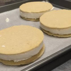 Simply Scrumptious Ice Cream - Premium, hand crafted ice cream sandwiches