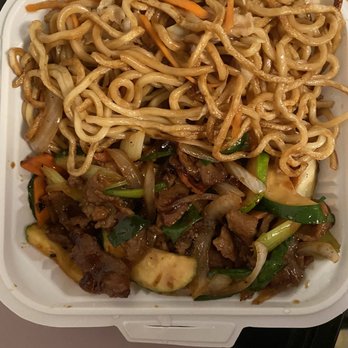 Annie’s House - To-Go: Mild Mongolian Beef and Chow Mein Combination Plate (2 thumbs and 8 fingers up!) - Chinese Near Me - Marina, California