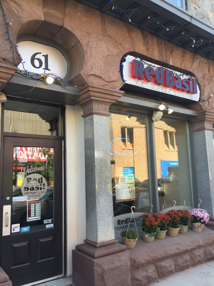 Red Basil Vietnamese Restaurant - Photo 3