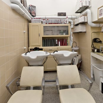 Mod Salons Monti - Hair Salons Near Me - Rome, RM Mod Salons Monti - Hair Salons Near Me - Rome, RM