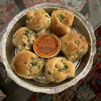 Bussin Pizza & Pasta - Garlic Knots - Italian Near Me - Raleigh, North Carolina