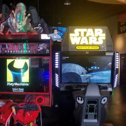 Malco Gonzales Cinema - Big game room