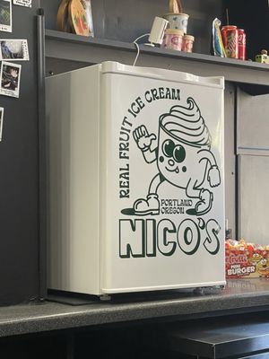 Pleasure Burger by null