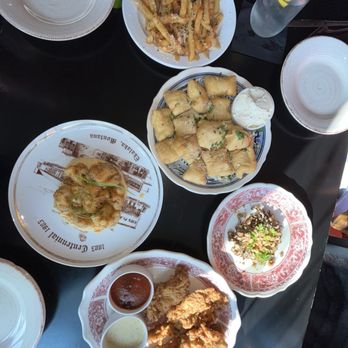 Label Kitchen + Bar - American Near Me - Brighton, Michigan
