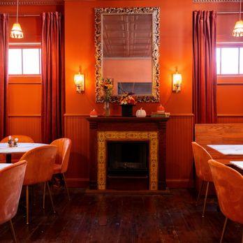 Vondra Social House - Main dining room - Cocktail Bars Near Me - Springfield, Illinois Vondra Social House - Main dining room - Cocktail Bars Near Me - Springfield, Illinois