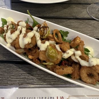 Tuckers Tavern - Crispy Rhode Island Calamari - Gastropubs Near Me - Beach Haven, New Jersey Tuckers Tavern - Crispy Rhode Island Calamari - Gastropubs Near Me - Beach Haven, New Jersey