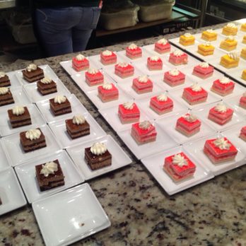 Feast Buffet - Clean presentations - Buffets Near Me - Renton, Washington Feast Buffet - Clean presentations - Buffets Near Me - Renton, Washington