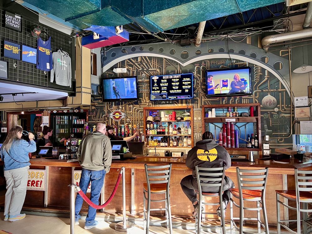 Asheville Pizza & Brewing Company