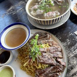 Garlic Steak Noodle/ Beef Belly pho Garlic Steak Noodle/ Beef Belly pho