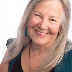 Awakening Business - Kayas Singer, Helping women visionary entrepreneurs to follow their authentic path to business and life success.