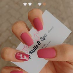Top Nails & Spa