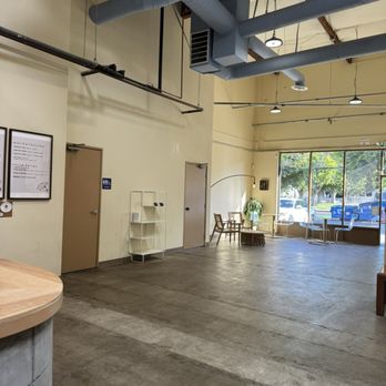 Offbeat Coffee - I love the high ceilings! - Coffee & Tea Near Me - Sacramento, California Offbeat Coffee - I love the high ceilings! - Coffee & Tea Near Me - Sacramento, California