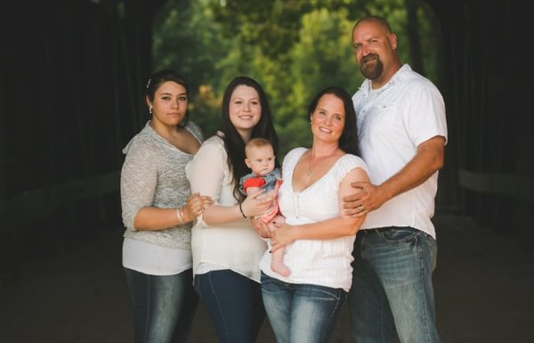 Hubbs Heating & Air Logo