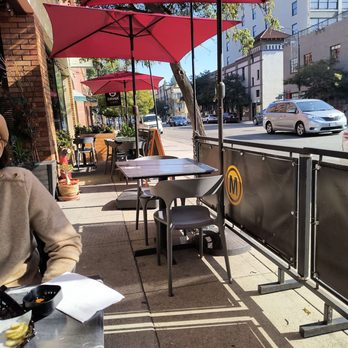 Mama M Sushi - Holly Street - Japanese Near Me - Pasadena, California