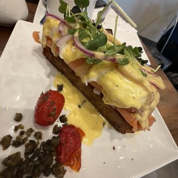Craft Kitchen - Smoked salmon potato cake Benedict - Breakfast & Brunch Near Me - Henderson, Nevada Craft Kitchen - Smoked salmon potato cake Benedict - Breakfast & Brunch Near Me - Henderson, Nevada