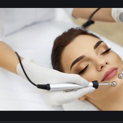 Mini face lifting micro-current treatments