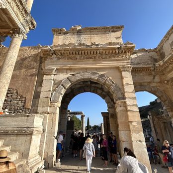 Celsus Kütüphanesi - Landmarks & Historical Buildings Near Me - İzmir, 35