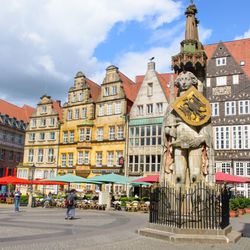 Stadt Bremen - Bremer Roland auf dem Marktplatz