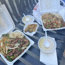 Hunan Villa Restaurant - So much food!!!