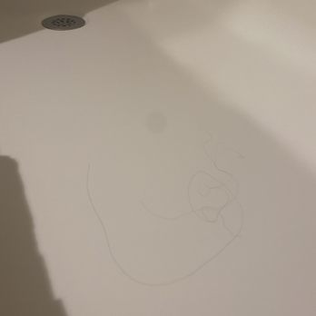Great Cedar Hotel - Hair in tub - Hotels Near Me - Mashantucket, Connecticut