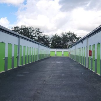 Extra Space Storage - Exterior Units - Self Storage Near Me - Lantana, Florida