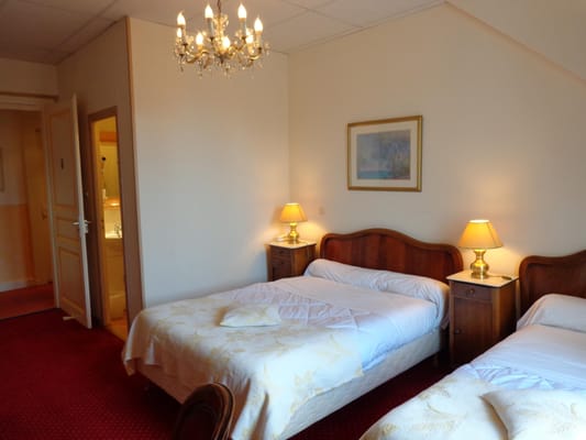 Hotel Continental by null