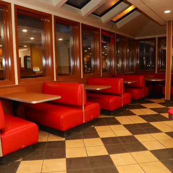 Hungry Howie's Pizza - Pizza Near Me - South Lyon, Michigan Hungry Howie's Pizza - Pizza Near Me - South Lyon, Michigan