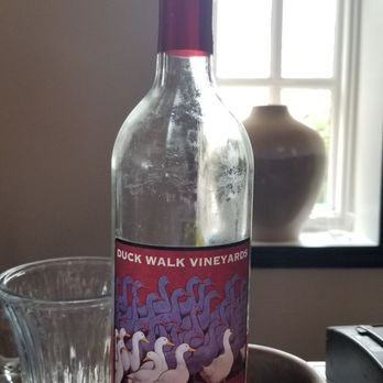 Duckwalk Vineyards - Wineries Near Me - Water Mill, New York